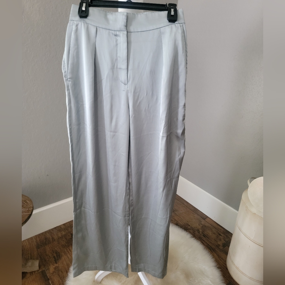 NWT Abercrombie and Fitch silk trouser size 29 tall